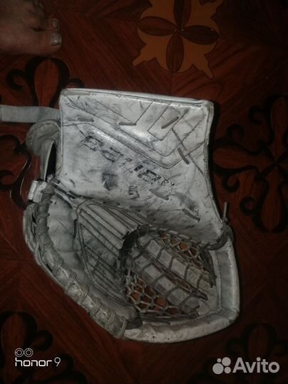 Вратарская хоккейная форма