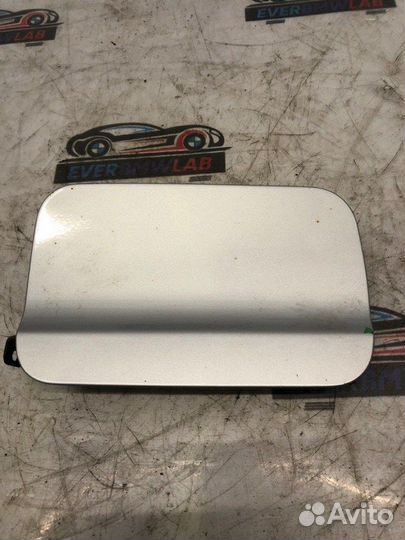 Лючок бензобака Bmw X5 E53 SAV M62B44 10.2002