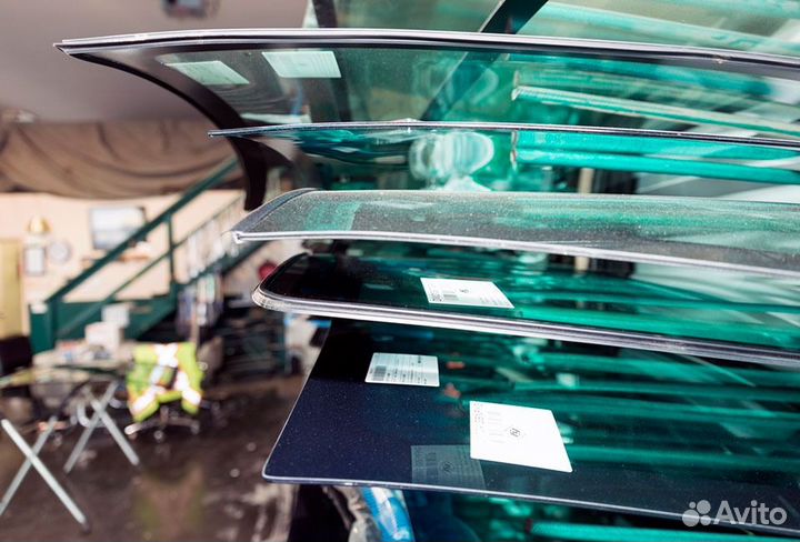 Лобовое стекло на Hyundai Solaris 1 дорест