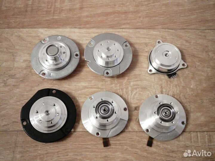 Мотор для жостко диска