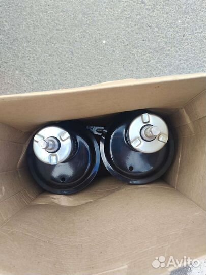 Передние стойки ваз 2110 новые