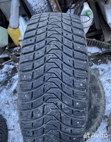 Michelin X-Ice North 3 205/55 R16 94T