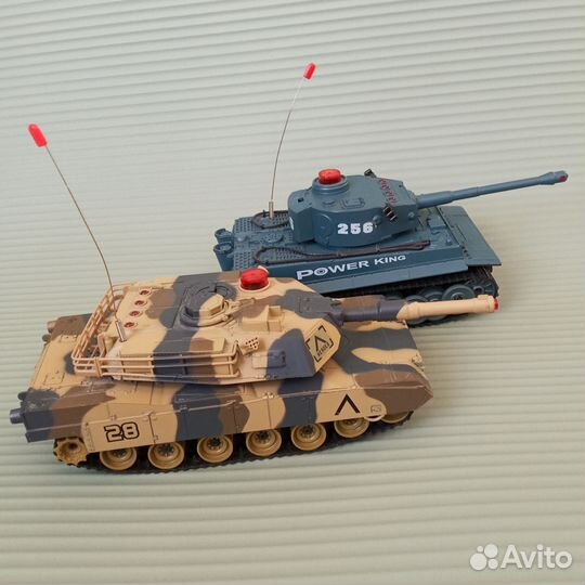 Танковый бой на радиоуправлении