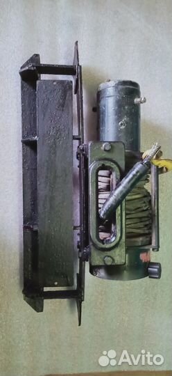 Лебедка автомобильная Спрут 12000