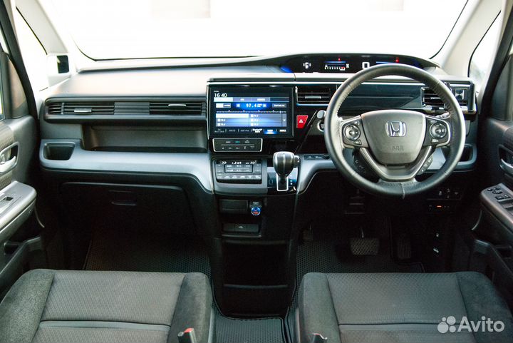 Аренда Микроавтобуса Honda Stepwgn (посуточно)