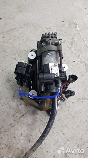 Компрессор пневмоподвески BMW 7 G12 G11