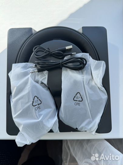 Новые беспроводные наушники hoco w35