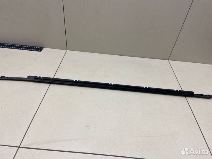 Накладка стекла наружная задняя правая Hyundai