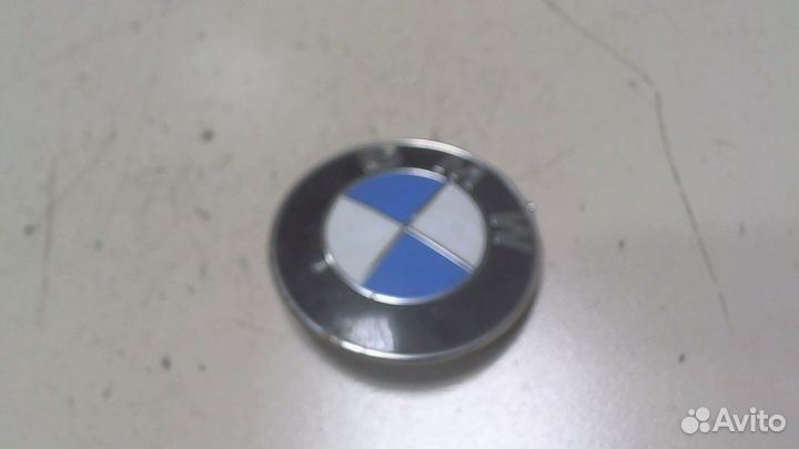 Эмблема BMW X1 (E84), 2011