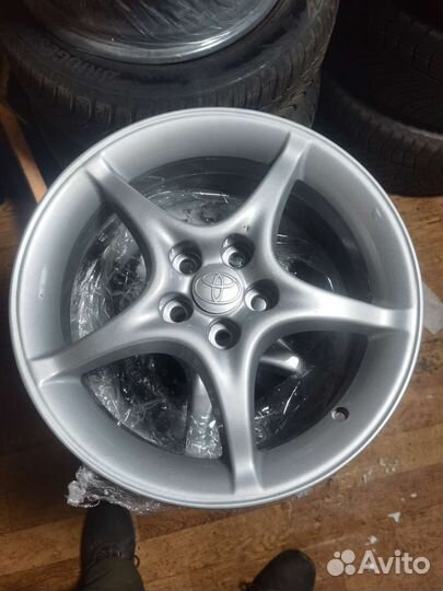 Диски r16 toyota оригинальные