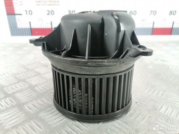 Моторчик печки для Renault Scenic 1 7701048387