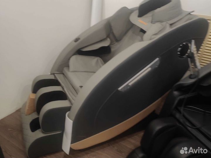 Массажное кресло