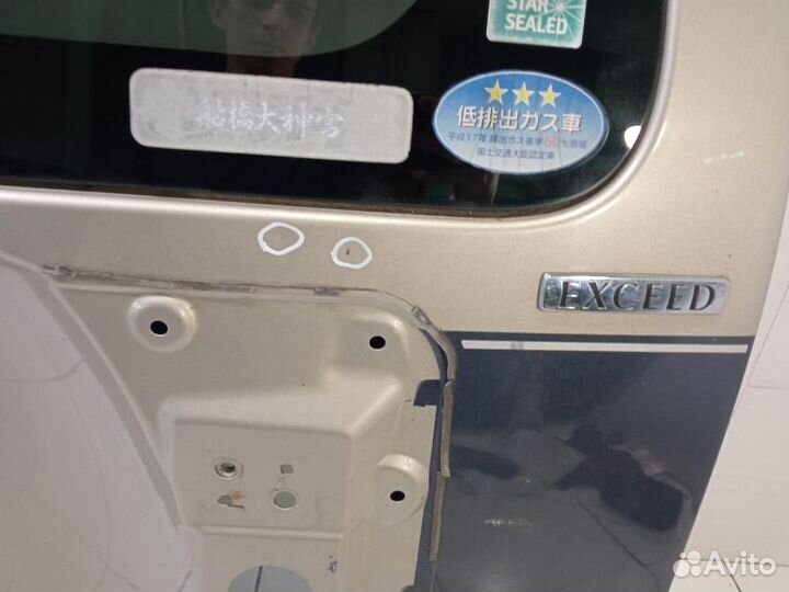 Дверь багажника Mitsubishi Pajero 4 V93W 2007-2021