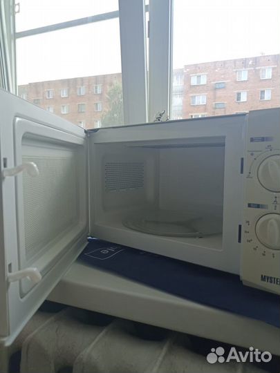 Микроволновая печь