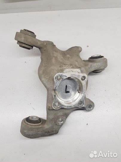 Кулак поворотный задний (левый)