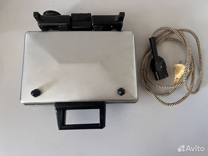 Электровафельница