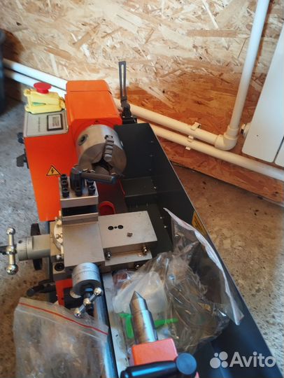 Токарный станок по металлу