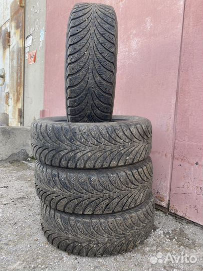 Goodyear UltraGrip Extreme 195/65 R15