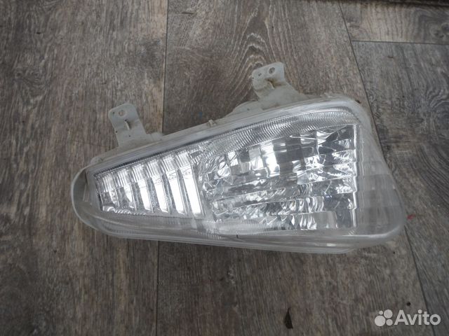 Поворотник правый Toyota Camry 55 2018