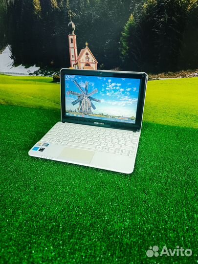 Шустрый нетбук Samsung для учёбы и работы