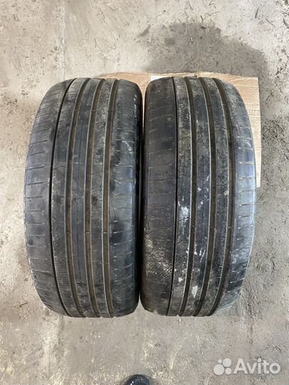 Pirelli P Zero 245/45 R19