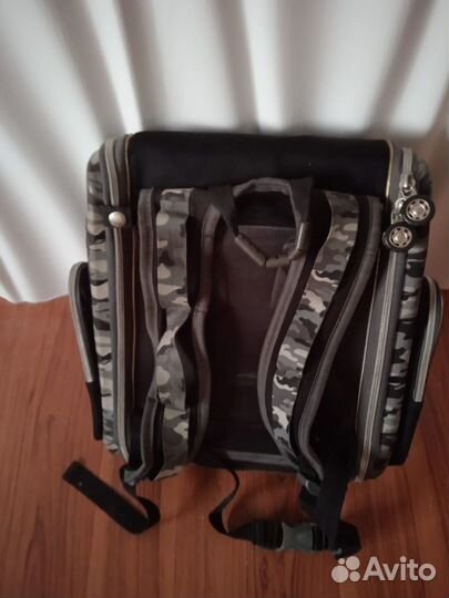 Школьный рюкзак