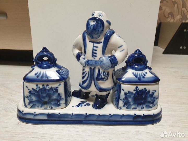 Фарфоровая посуда гжель