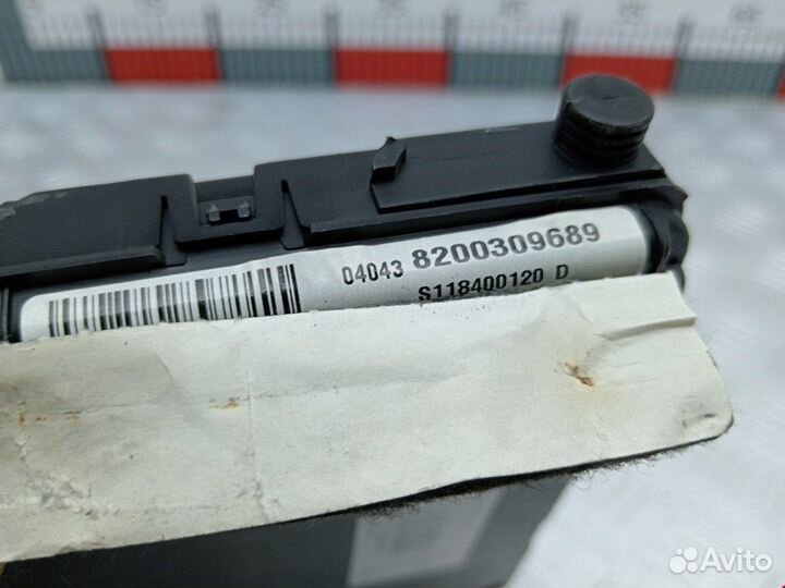 Блок комфорта для Renault Megane 2 8200309689