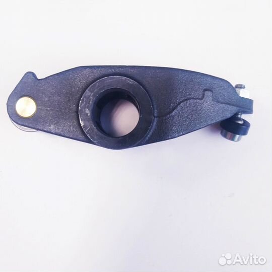 Коромысло выпускного клапана в сборе Cummins ISF 2