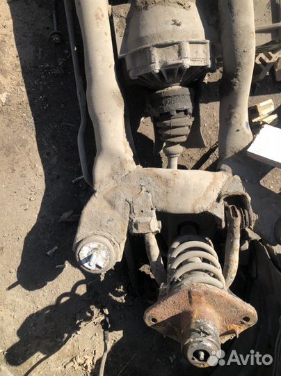 Задний подрамник пассат б5