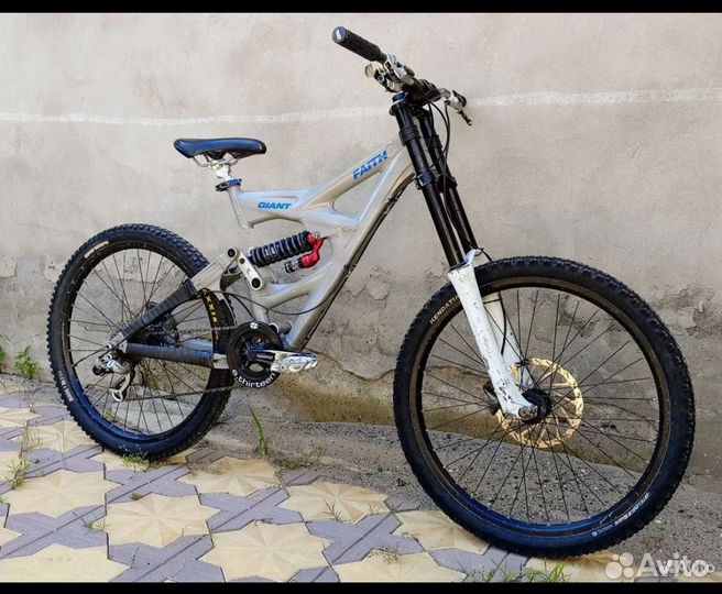 Велосипед giant faith двухподвес