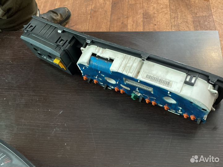 Щиток приборов Опель вектра Б дизель