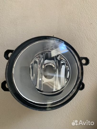 Фара противотуманная правая