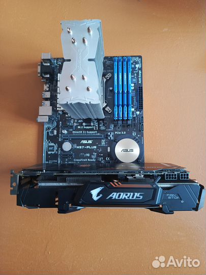 Материнская плата