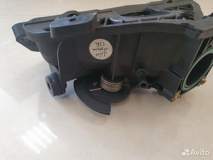 Коллектор впускной Peugeot 405