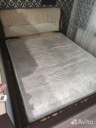 Кровать двухспальная 160 200