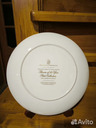 Тарелка декоративная цветы Wedgwood Англия