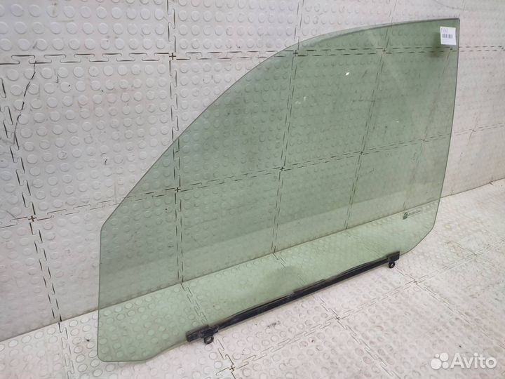 Стекло двери переднее левое Lexus Lx570 J200
