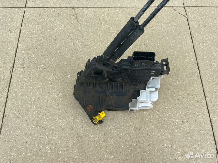 Замок двери передний левый Kia cerato 2