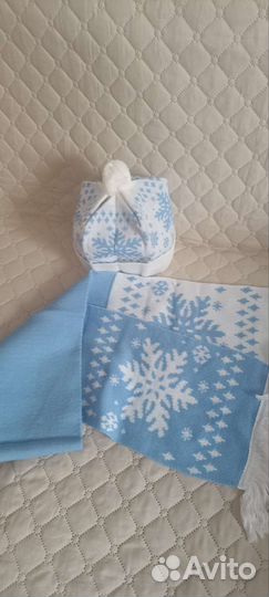 Комплект шапка и шарф новый