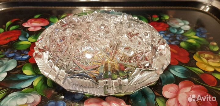 Хрустальная конфетница