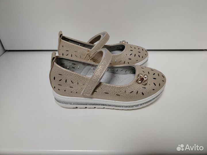 Туфли для девочки разм. 26