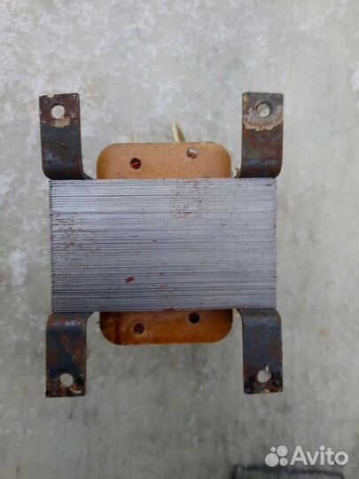 Продам трансформатор 380/12