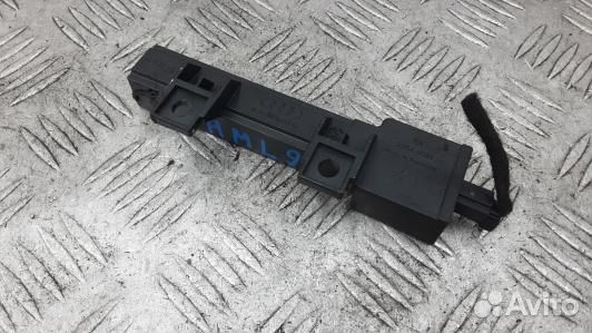 Антенна audi Q7 (HML09WF02)