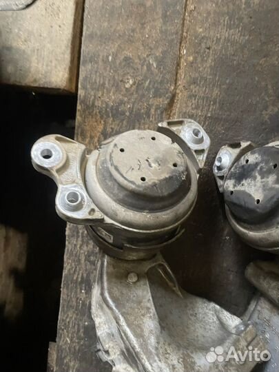 Опора двигателя Mercedes Benz GLC X253 2.1d