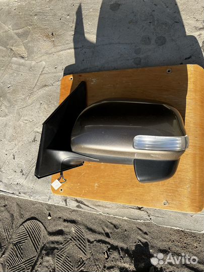 Зеркало заднего вида рав4