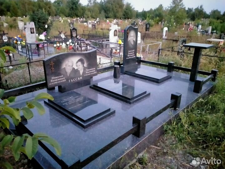 Памятники от производителя