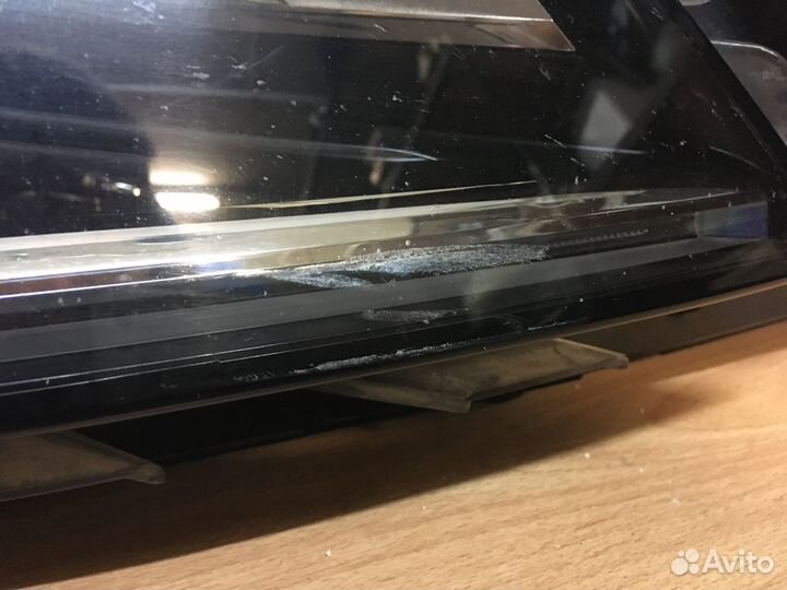 Фара правая LED Skoda Octavia A7 fl рестайлинг