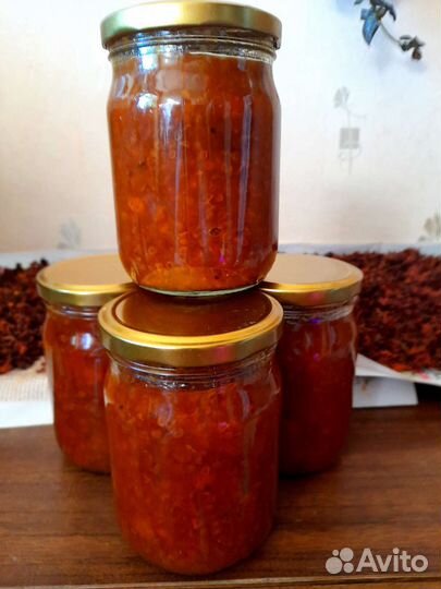 Морошка свежая в банках