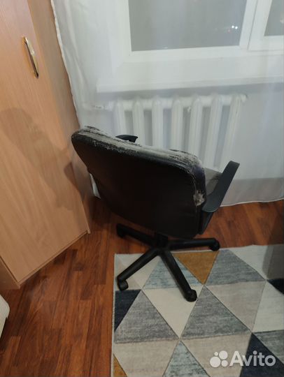 Компьютерный стул